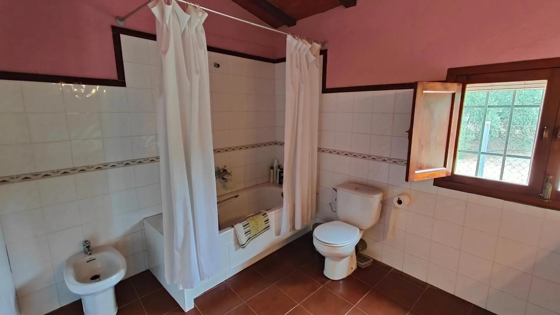 Casa Rural Huertas Del Castillo Benameji Holiday home